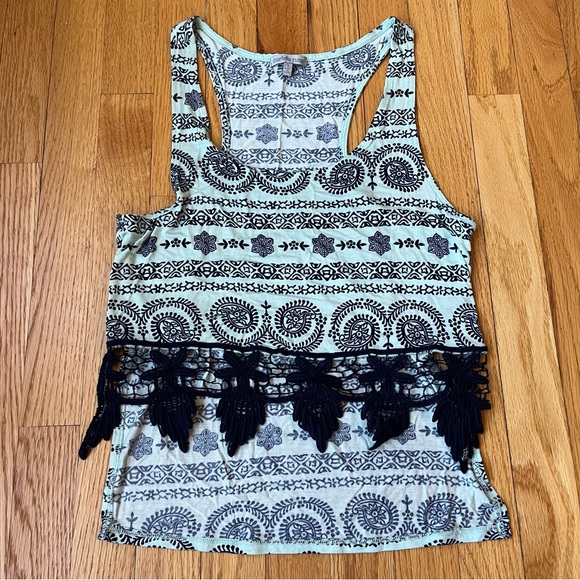 Charlotte Russe Tops - Cropped Tank Top